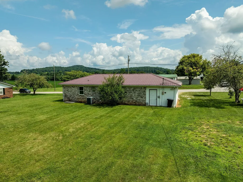 342 Highway 1808 Monticello KY 42633