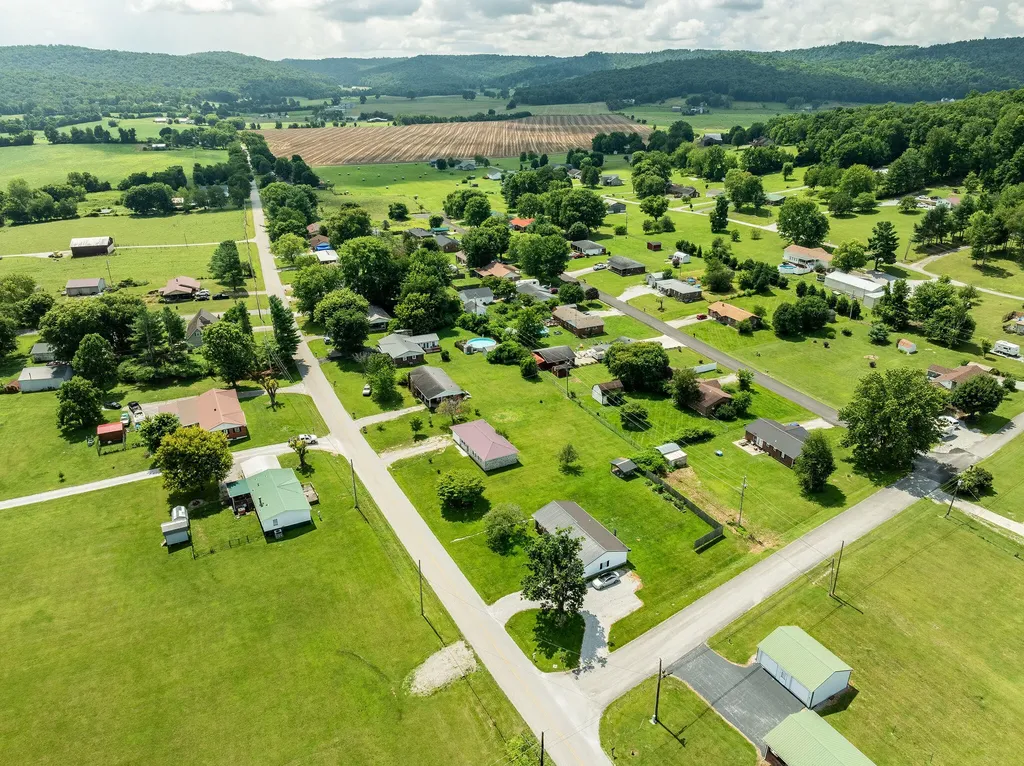 342 Highway 1808 Monticello KY 42633