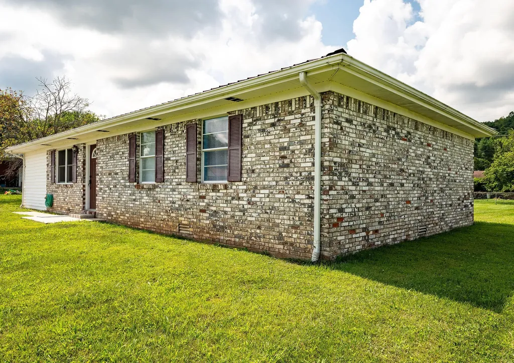 342 Highway 1808 Monticello KY 42633