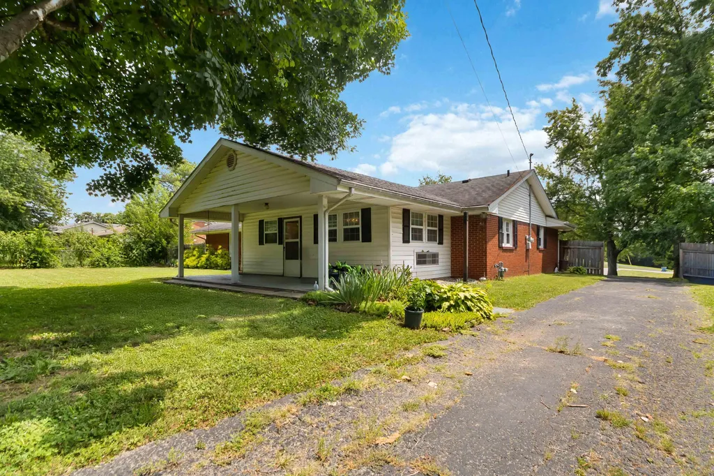 44 Lexington Court Danville KY 40422