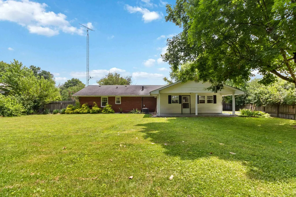 44 Lexington Court Danville KY 40422