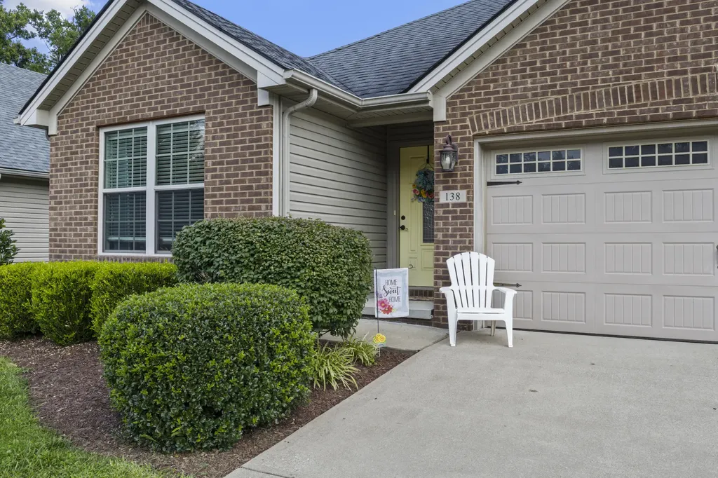 138 Cross Park Drive Georgetown KY 40324