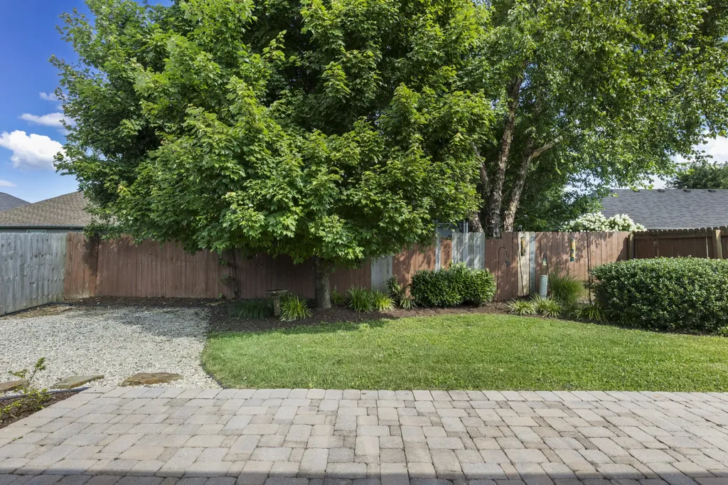 138 Cross Park Drive Georgetown KY 40324