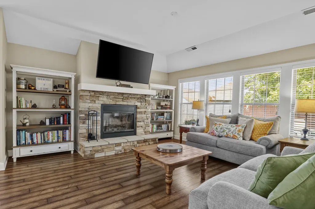 138 Cross Park Drive Georgetown KY 40324