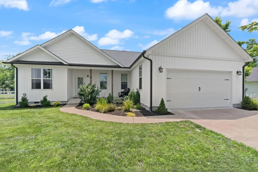509 Old Midland Trail Salt Lick KY 40371