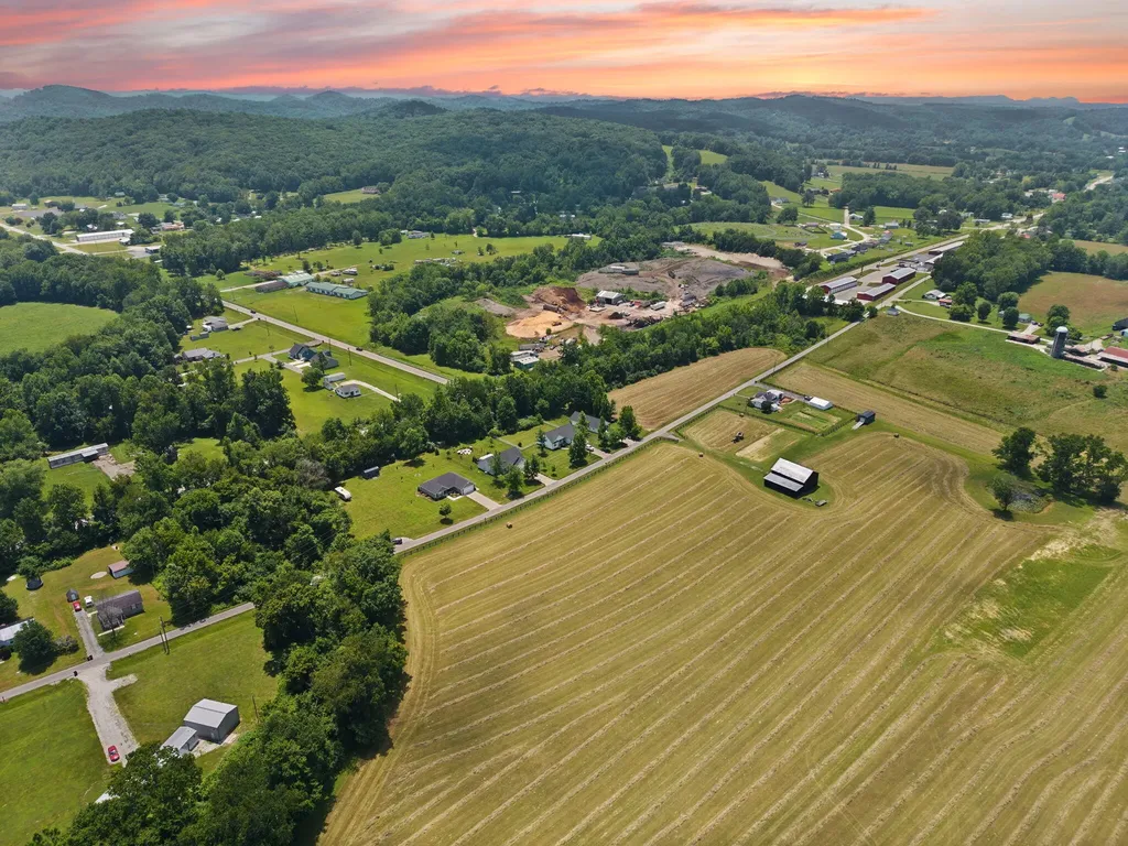 509 Old Midland Trail Salt Lick KY 40371