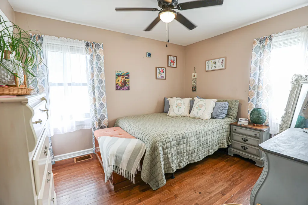 412 Joe Clifton Drive Paducah KY 42001