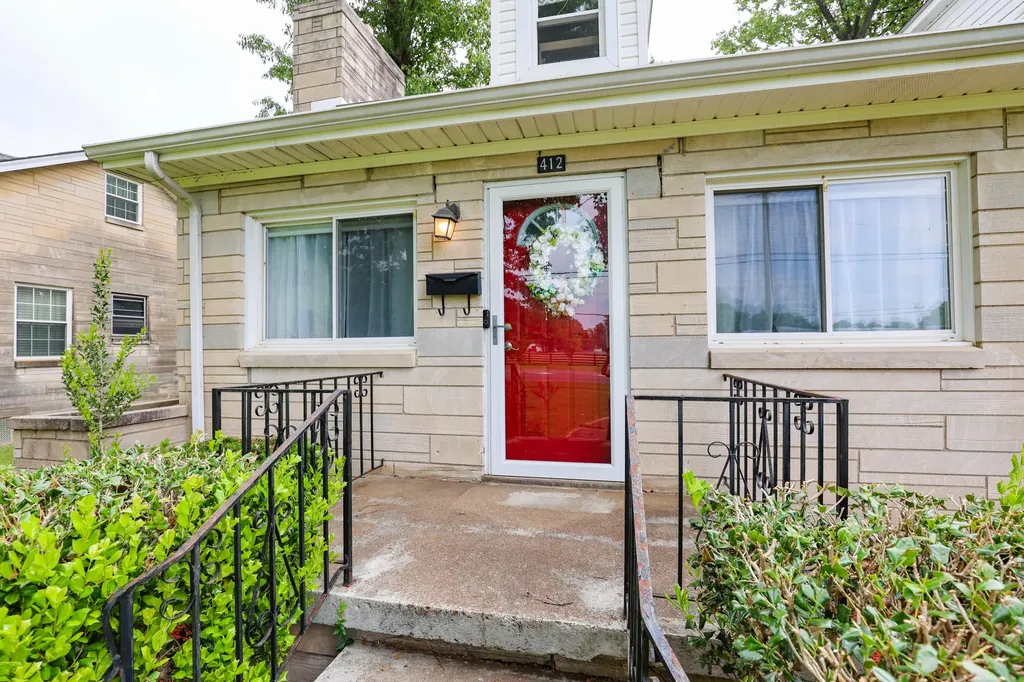 412 Joe Clifton Drive Paducah KY 42001
