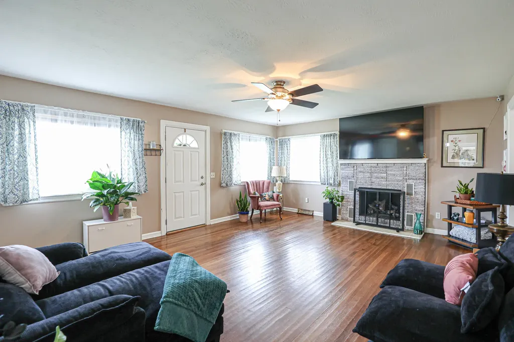 412 Joe Clifton Drive Paducah KY 42001