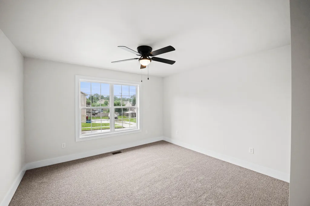 101-103 Josephine Court & 101-103 Elkchester Circle Nicholasville KY 40356