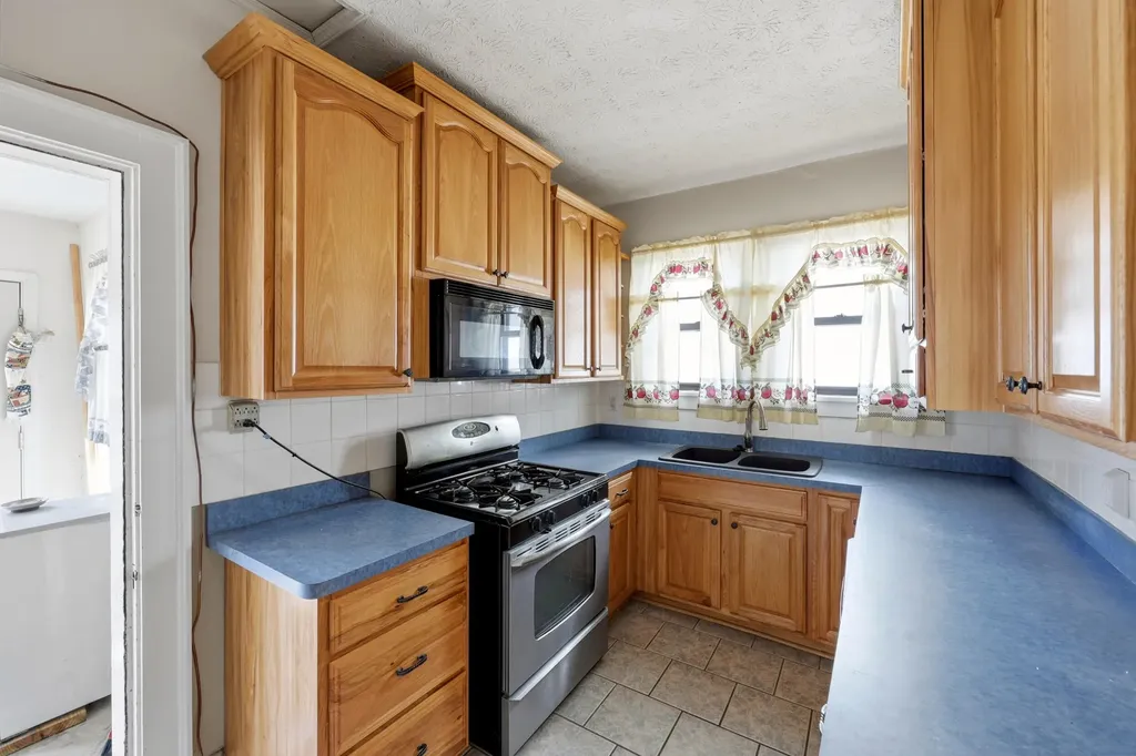 310 Hanover Court Lexington KY 40502