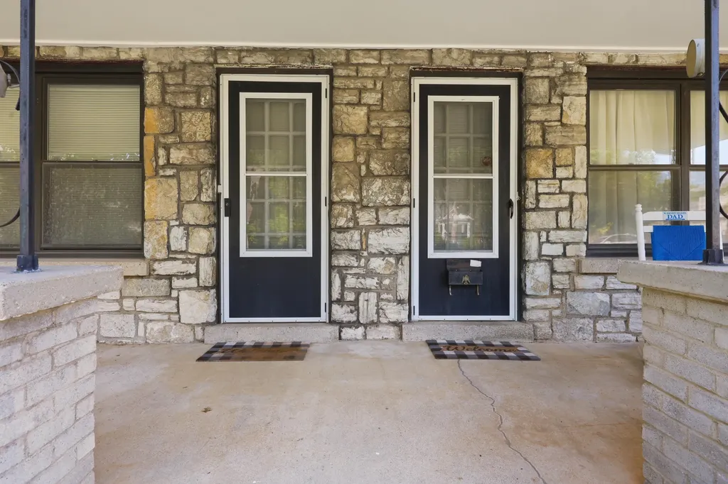 310 Hanover Court Lexington KY 40502