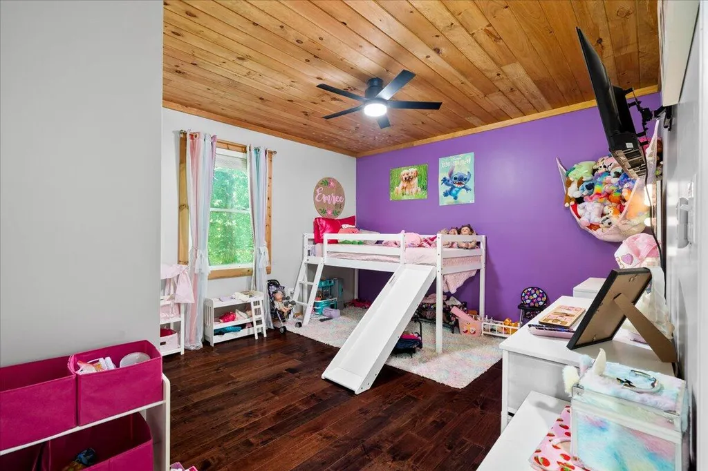 1820 N Fork Road Stanton KY 40380
