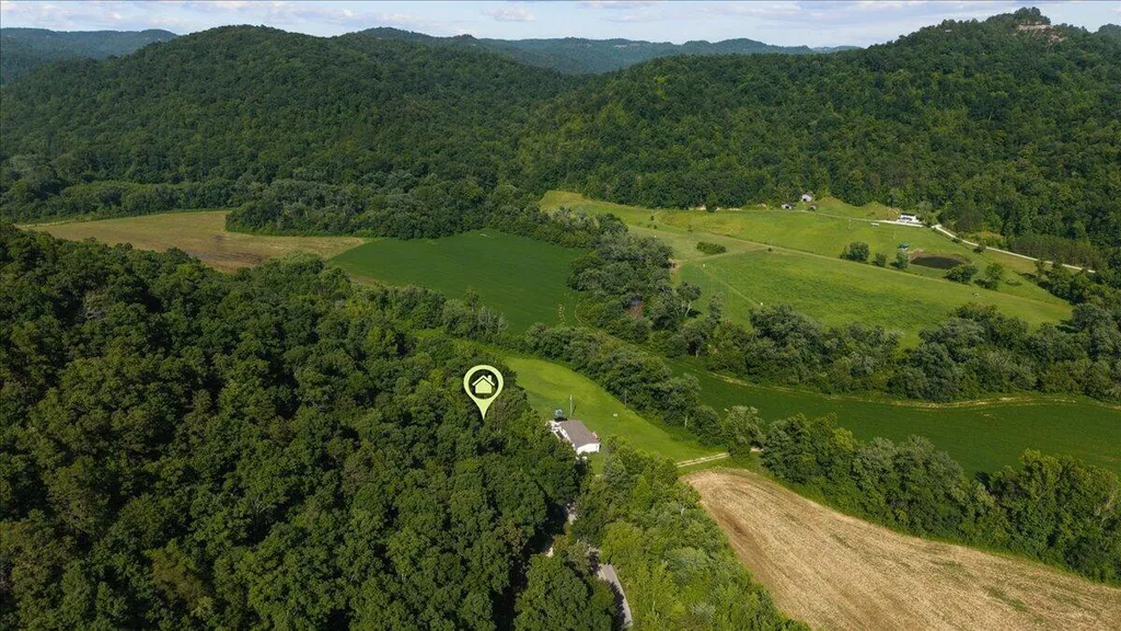 1820 N Fork Road Stanton KY 40380