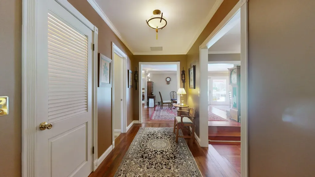 1609 Greenbriar Drive Murray KY 42071