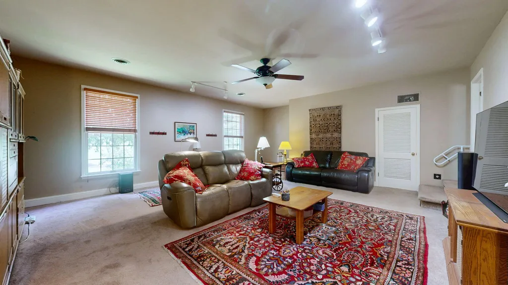 1609 Greenbriar Drive Murray KY 42071