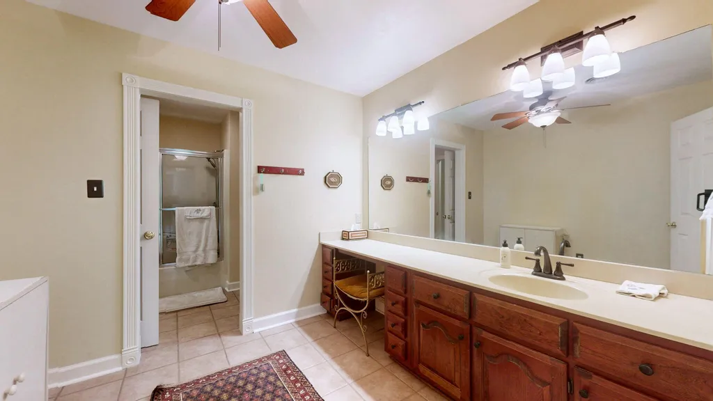 1609 Greenbriar Drive Murray KY 42071