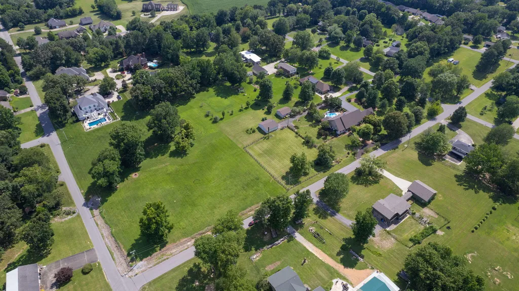 1609 Greenbriar Drive Murray KY 42071