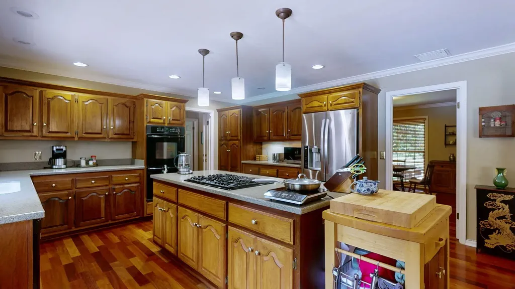 1609 Greenbriar Drive Murray KY 42071