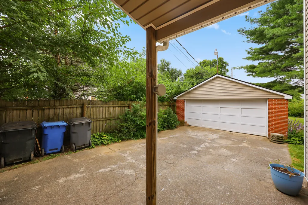 512 Saint Anthony Drive Lexington KY 40505