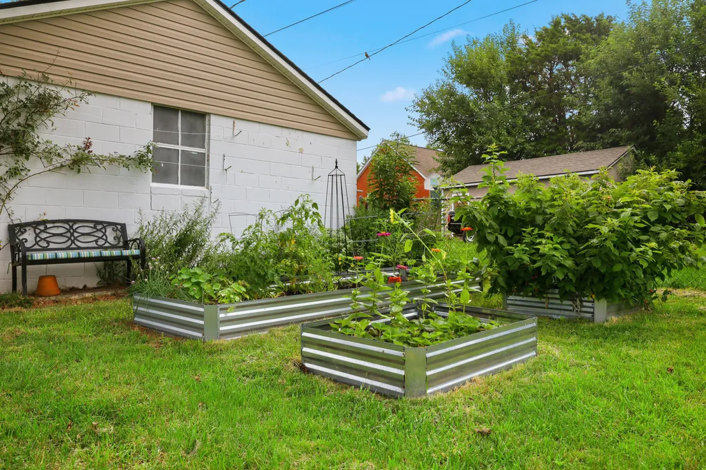 512 Saint Anthony Drive Lexington KY 40505