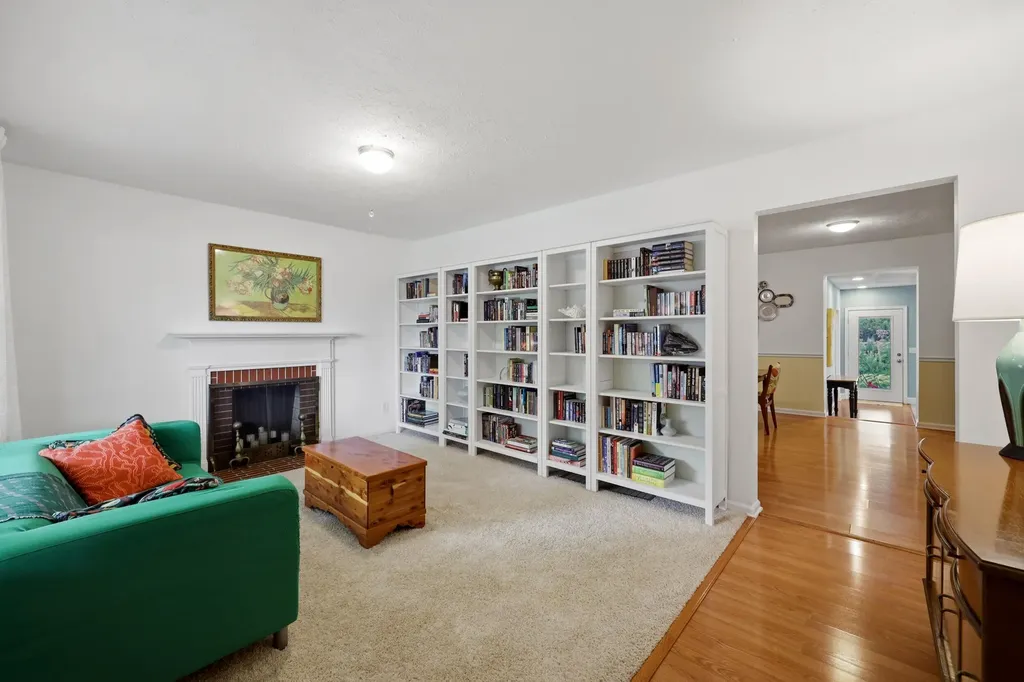 512 Saint Anthony Drive Lexington KY 40505