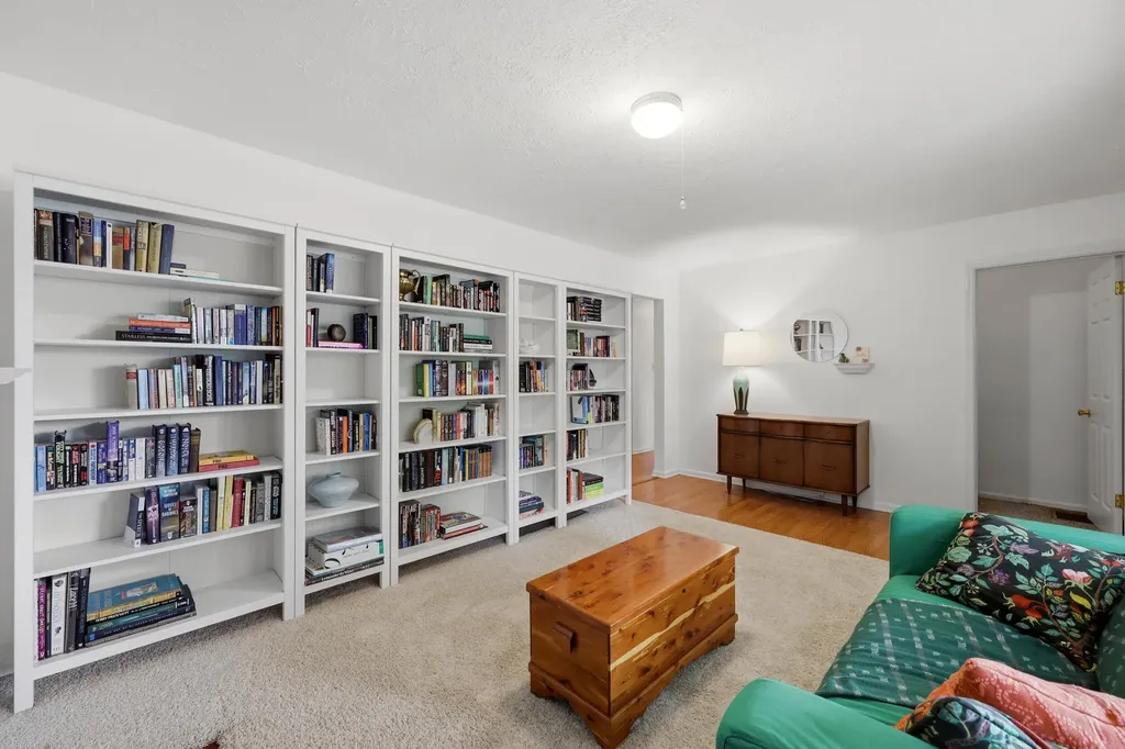 512 Saint Anthony Drive Lexington KY 40505