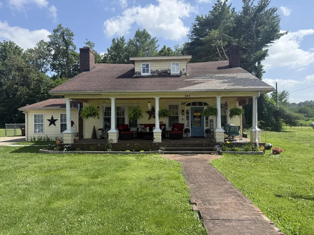 205 Stanford Street Crab Orchard KY 40419