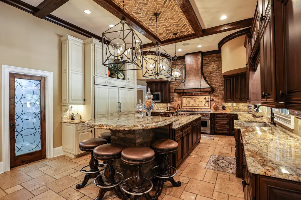 4001 Clinton Road Paducah KY 42001