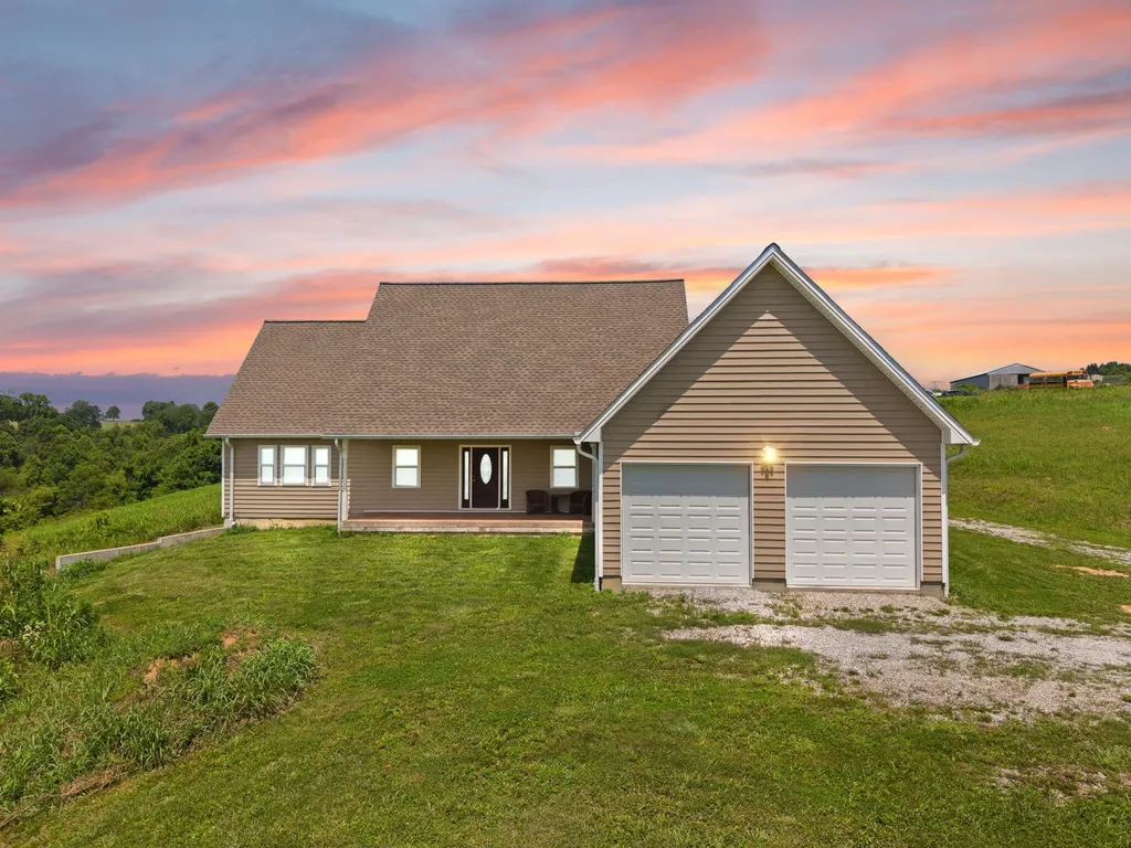 116 Walking Horse Way Sharpsburg KY 40374