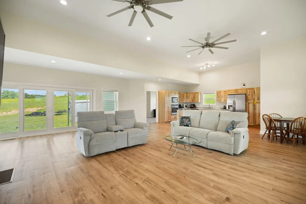 116 Walking Horse Way Sharpsburg KY 40374