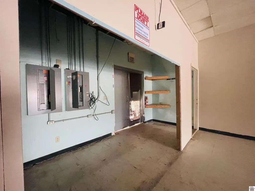 3240 Lone Oak Road Paducah KY 42001