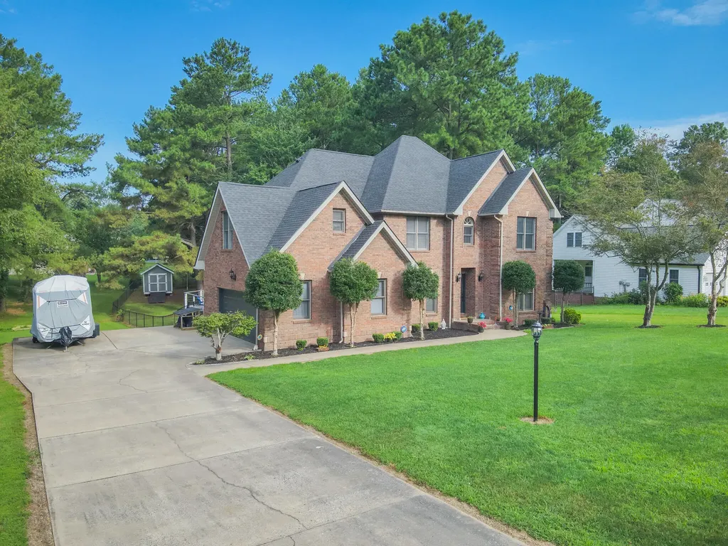 16 Greenwood Place Paducah KY 42003