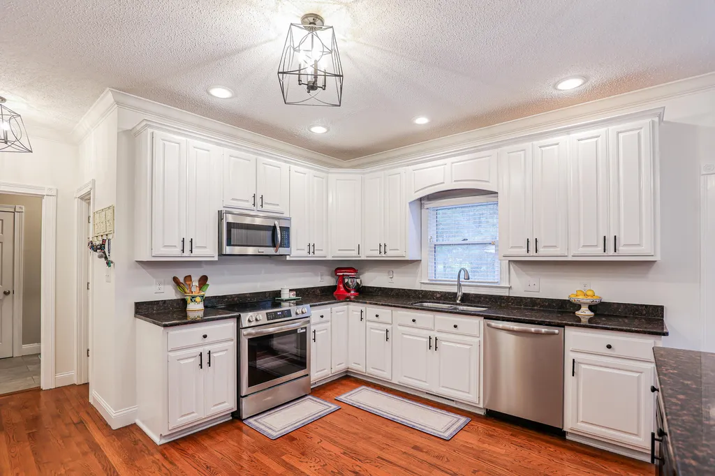 16 Greenwood Place Paducah KY 42003