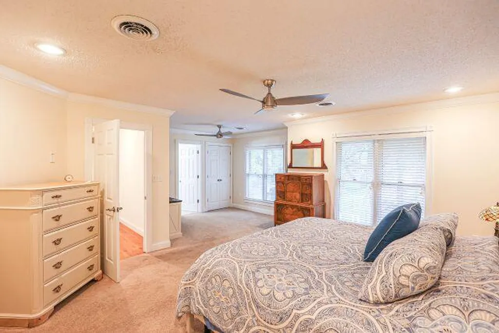 16 Greenwood Place Paducah KY 42003