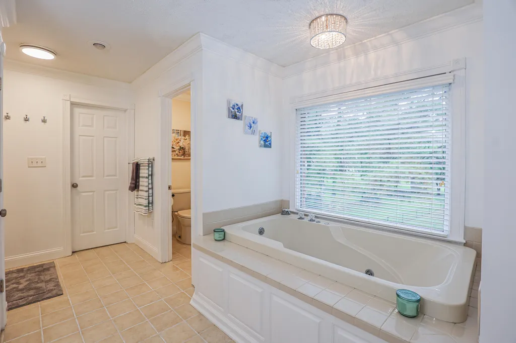 16 Greenwood Place Paducah KY 42003