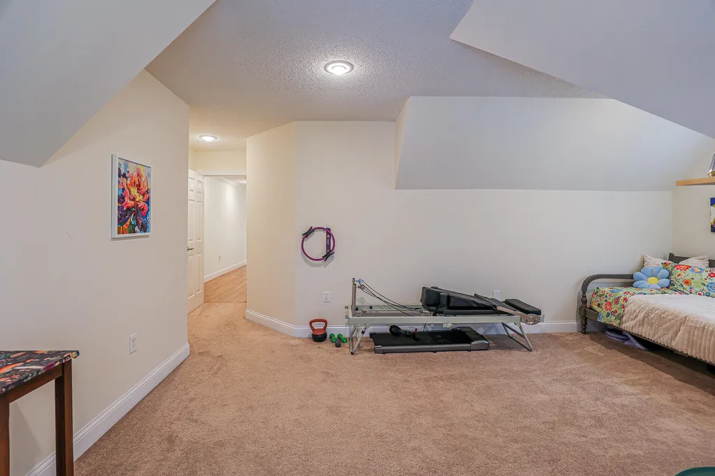 16 Greenwood Place Paducah KY 42003