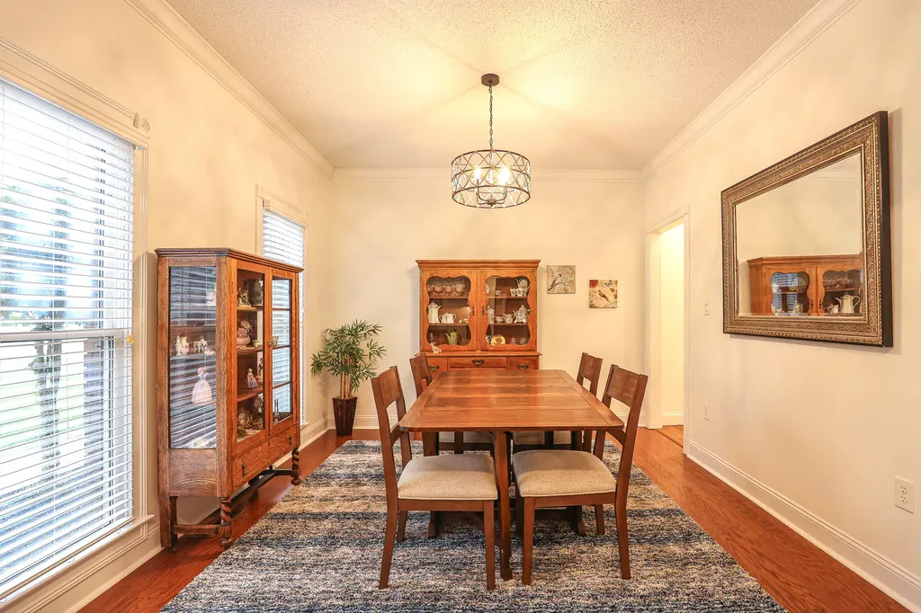 16 Greenwood Place Paducah KY 42003