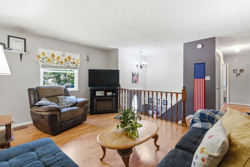 3633 Sundart Drive Lexington KY 40517