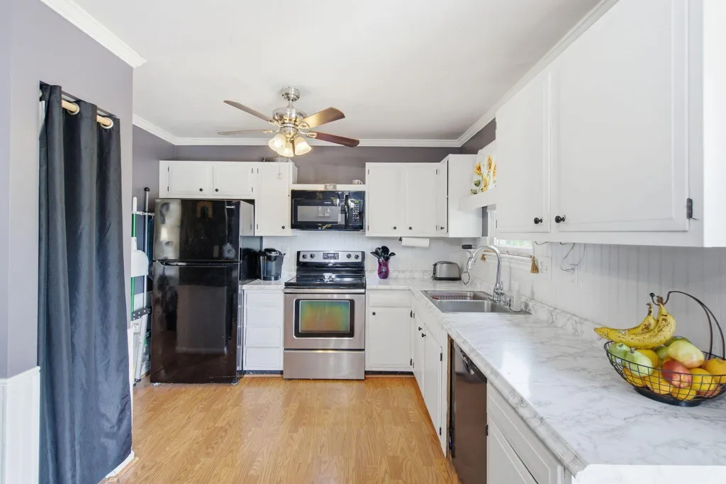 3633 Sundart Drive Lexington KY 40517