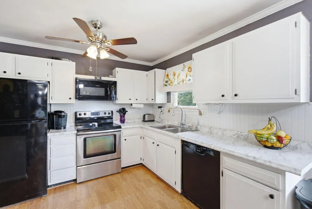 3633 Sundart Drive Lexington KY 40517