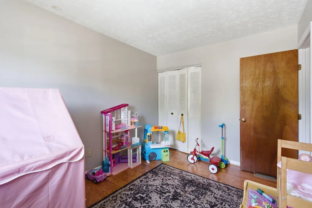 3633 Sundart Drive Lexington KY 40517