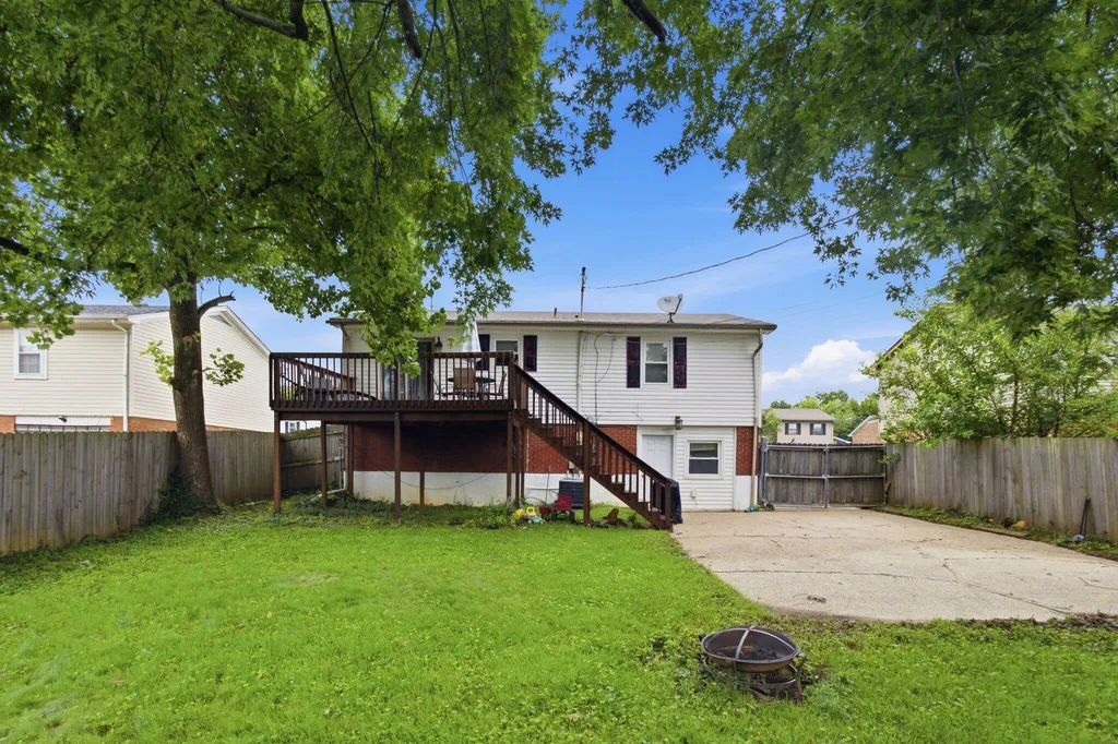 3633 Sundart Drive Lexington KY 40517