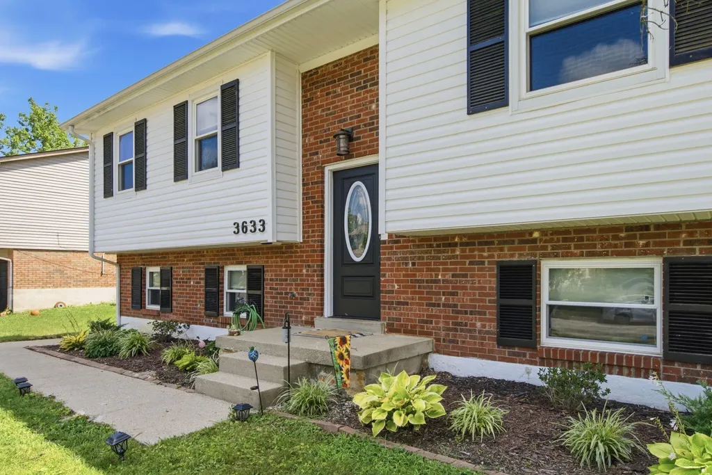 3633 Sundart Drive Lexington KY 40517