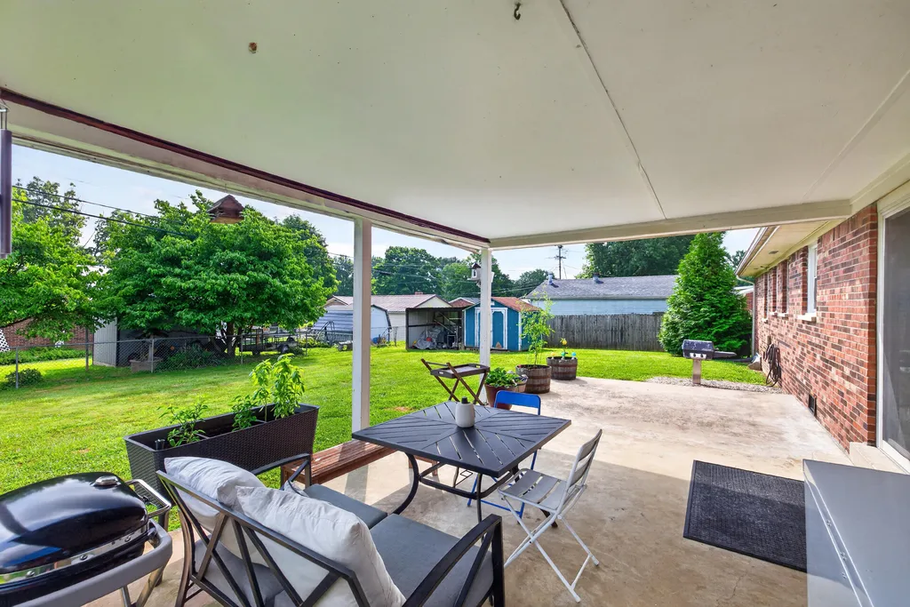 307 Sunset Drive Lawrenceburg KY 40342