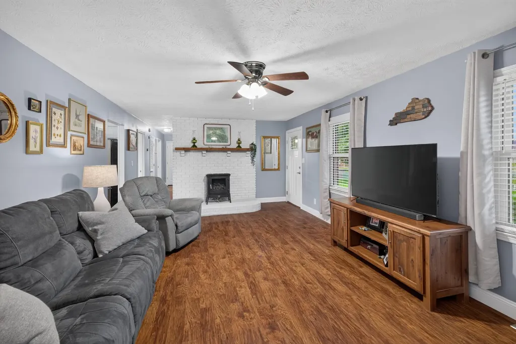 307 Sunset Drive Lawrenceburg KY 40342