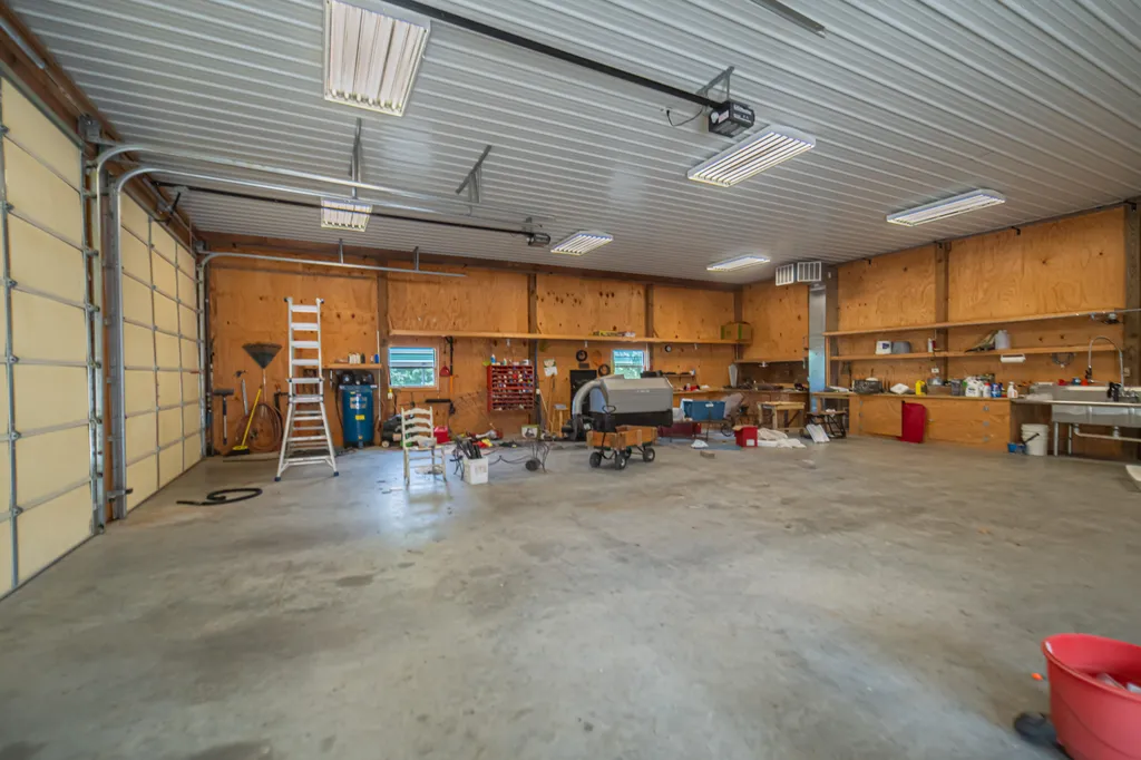 237 Knottingham Drive Gilbertsville KY 42044