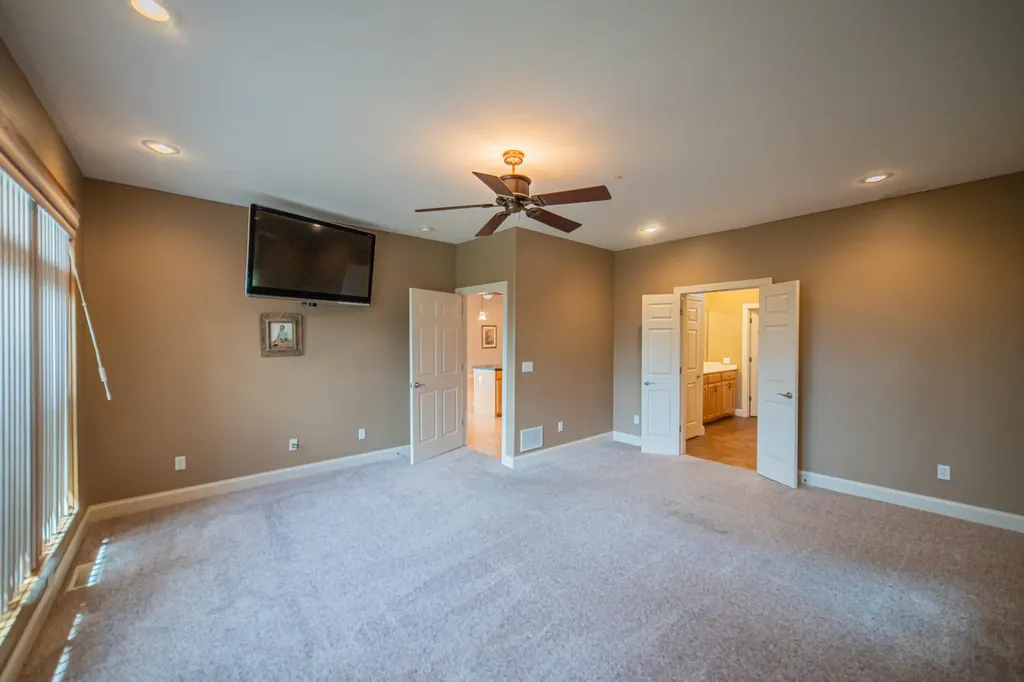 237 Knottingham Drive Gilbertsville KY 42044