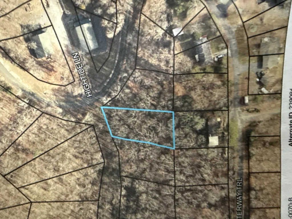 000 Waterway Trail New Concord KY 42076