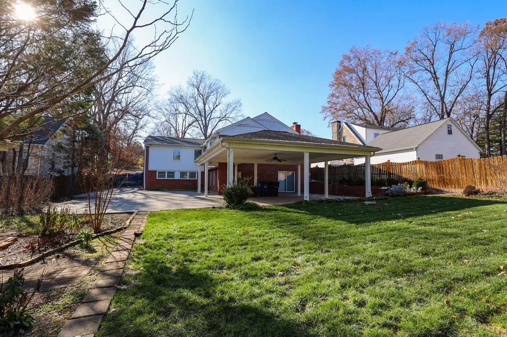 148 Mimosa Lane Paducah KY 42001